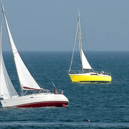 Apartment Cocooning Face Aux Sables D'olonne Avec Acces Direct - Fr-1-92-606 *